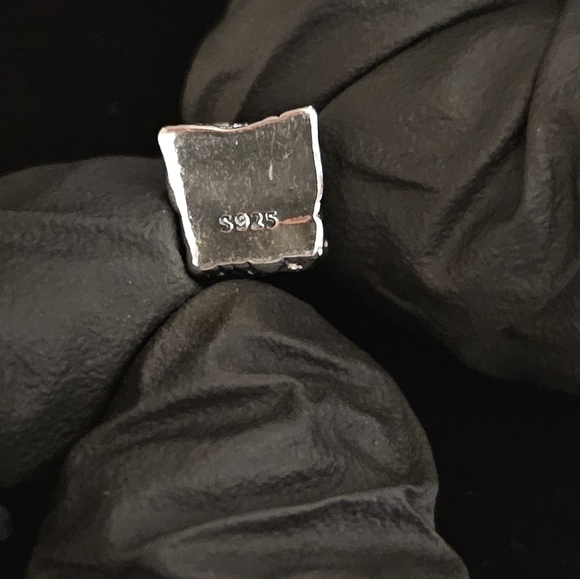 S925 Sterling Silver Throne Charm - Picture 4 of 4